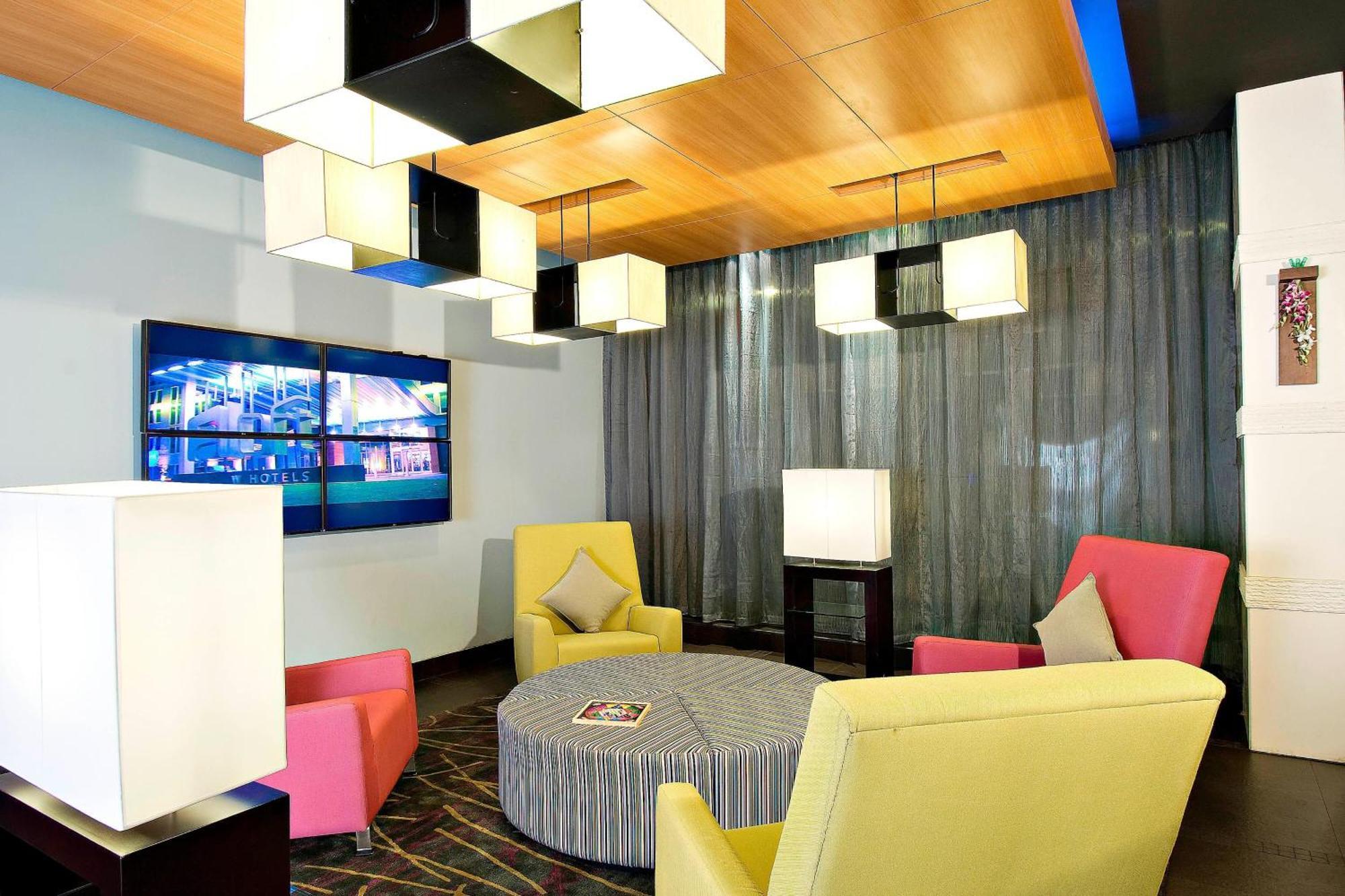 Hotel Aloft Bengaluru Whitefield Exterior foto